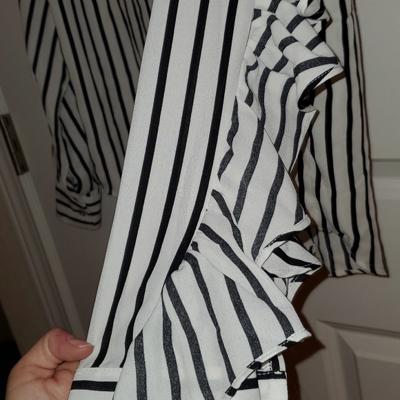 Blouse - Picture 6 of 8